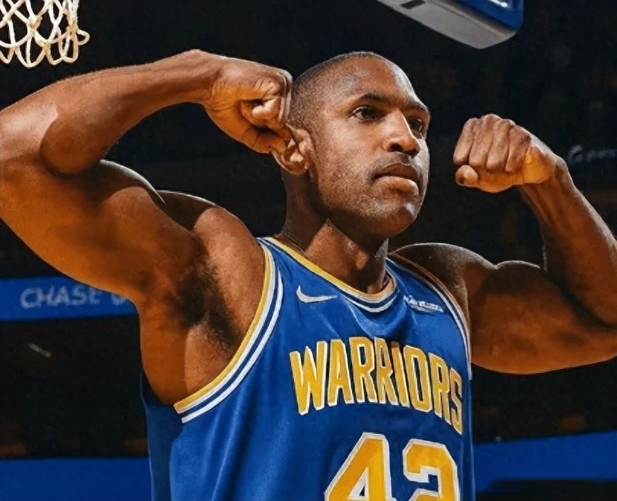  格林取代性太强！波斯特霍福德能护框，理查德能库里组织，弃用吧