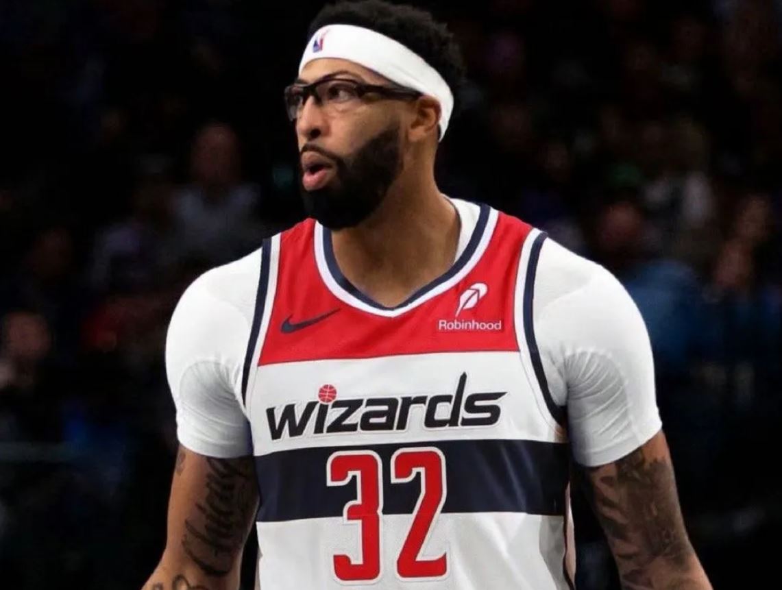  9换4大交易达成！小牛队太亏了，终于送走浓眉哥